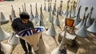 কঠোর নিরাপত্তার মধ্যেই তারেক রহমানের জনসভার আগের রাতে চুরি ১৮ মাইক ও ৫ কয়েল তার