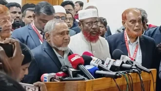 লটারিতে নিয়োগ পাওয়া ডিসি-এসপিদের ‘দলীয়’ আখ্যা দিয়ে বদলের দাবি জামায়াতের