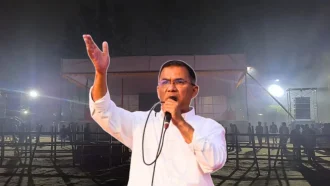 মায়ের ২৫ বছর পর বেলস পার্কে বক্তব্য রাখবেন তারেক রহমান