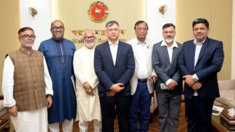 স্বরাষ্ট্রমন্ত্রীর সঙ্গে দেখা করলেন সিসিকের প্রশাসক কাইয়ূম চৌধুরী