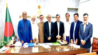 মির্জা ফখরুলের হাত থেকে দায়িত্ব বুঝে নিলেন কাইয়ুম চৌধুরী