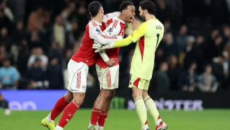 ৪৮ বছরের খরা কাটিয়ে টটেনহ্যামের মাঠে বড় জয় আর্সেনালের