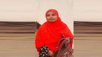 দেশে ফিরলেন সেই আকলিমা