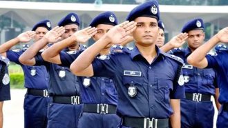 চাকরি ফিরে পাচ্ছেন সাড়ে ৬০০ এসআই