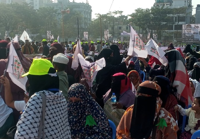 সিলেটে জামায়াতের সমাবেশে প্রথমবারের মতো অংশ নিলেন নারীরা