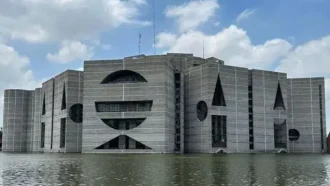 সংসদ-স্পিকার নেই; নতুন সরকারের শপথ পড়াবেন কে?