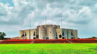 রাষ্ট্রপতি-প্রধানমন্ত্রী ও মন্ত্রী-এমপিদের বেতন কত, কী কী সুবিধা পান?