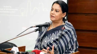 অন্তর্বর্তী সরকারের সময় মত প্রকাশের জন্য কোনো সাংবাদিককে জেলে যেতে হয়নি: তথ্য উপদেষ্টা