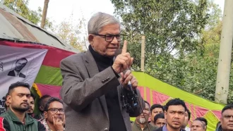 ৩০ কেন্দ্রের ফলাফলে বড় ব্যবধানে এগিয়ে মির্জা ফখরুল