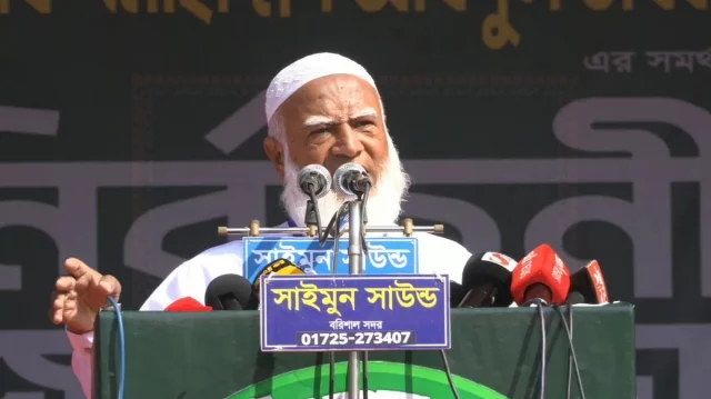 দুর্নীতির পাতা বা ডাল নয়, ঘাড় ধরে টান দেবো: জামায়াত আমির