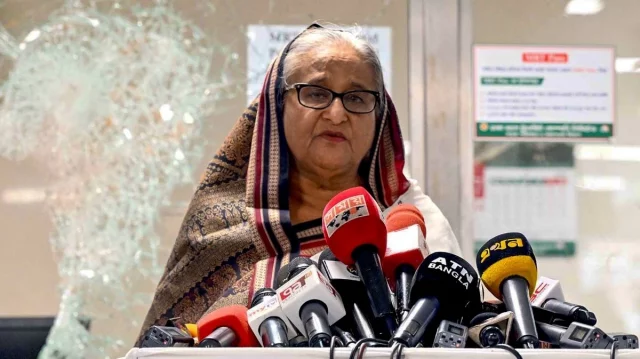 ভারতে বসে বাংলাদেশের রাজনীতিতে ফেরার ছক কষছে আওয়ামী লীগ