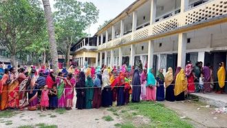 সিলেটে নজিরবিহীন নি রা প ত্তা র ভোট উৎসব