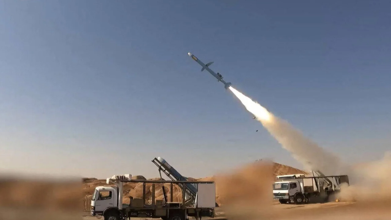 ইসরায়েলে ফের ব্যালিস্টিক মিসাইল ছুড়ল ইরান