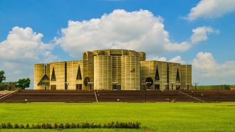 নতুন সরকার গঠন কীভাবে হবে?