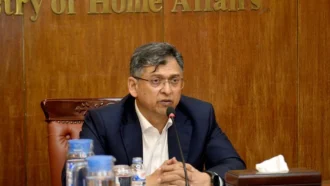 ঢাকা থেকে চাঁদাবাজদের তালিকা প্রস্তুত করে অভিযান চালানো হবে: স্বরাষ্ট্রমন্ত্রী