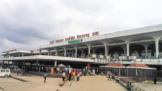 ১১ দিনে ঢাকা থেকে ৩৬৭ ফ্লাইট বাতিল: বেবিচক