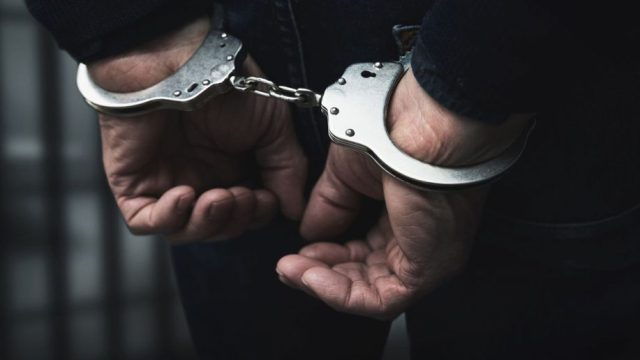 কাঁচির আঘাতে আহত ৩ কিশোর, আটক ৩ সহোদর