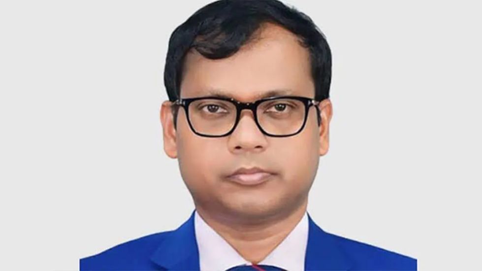 যে কারণে ডিসি সারোয়ারের বিরুদ্ধে মামলার অনুমতি চাইলেন আদালত