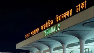 বিশেষ ফ্লাইটে দেশে ফিরলেন কাতারে আটকে পড়া ৪৩০ বাংলাদেশি