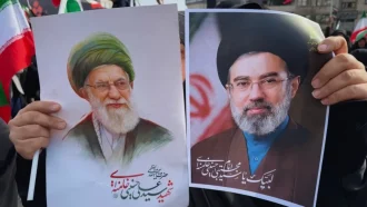 যুক্তরাষ্ট্র-ইসরায়েলি যৌথ হামলায় আহত ইরানের নতুন সর্বোচ্চ নেতা