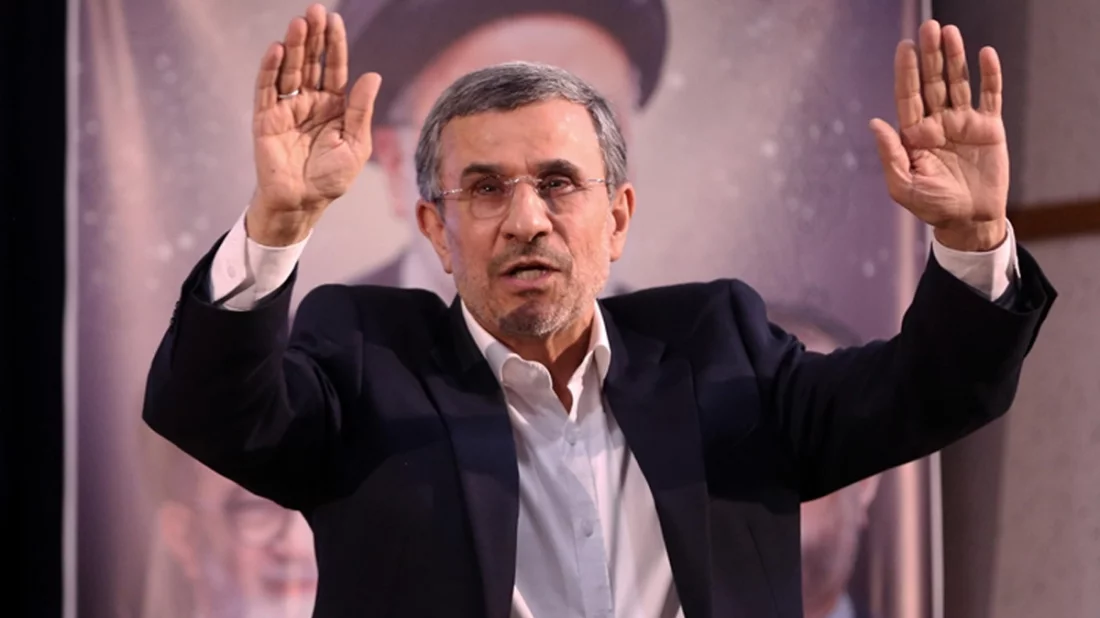 ‘ইরানের সাবেক প্রেসিডেন্ট আহমাদিনেজাদ বেঁচে আছেন’