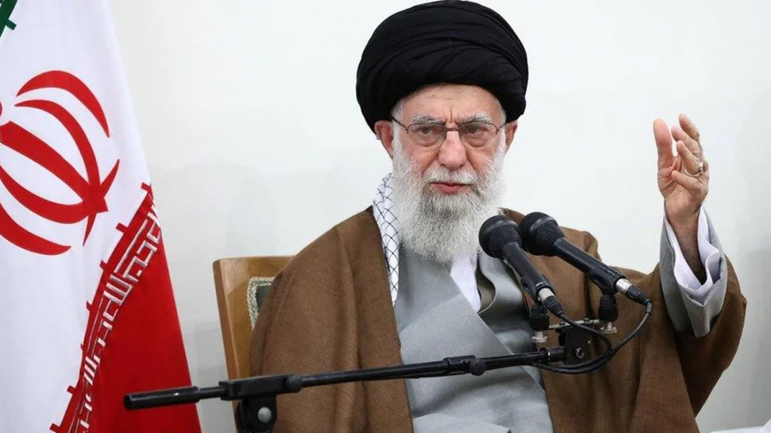 ছেলেকে নিয়ে দ্বিধায় ছিলেন আয়াতুল্লাহ খামেনি