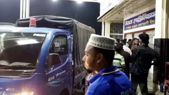 সিলেটে পেট্রোল পাম্পে সিরিয়াল নিয়ে বিরোধ, কর্মচারীকে ছুরিকাঘাত; ধর্মঘটের ডাক