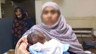 ৫০ হাজার টাকায় কোলের সন্তান বিক্রি করে মায়ের অপহরণ নাটক