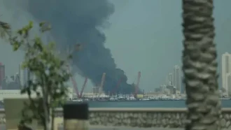 অ্যামাজন ডাটা সেন্টারে ইরানের ব্যাপক হামলা