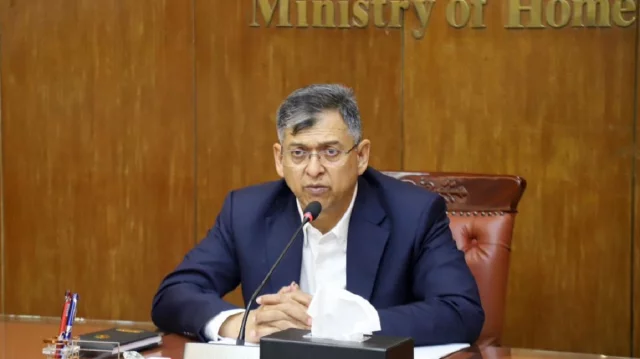 জুলাই যোদ্ধাদের সুরক্ষায় জুলাই সনদের নীতিতেই আছে সরকার: স্বরাষ্ট্রমন্ত্রী