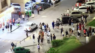 মুহুর্মুহু বিস্ফোরণে কাঁপলো কাতারের দোহা