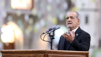 ইরান সব শক্তি দিয়ে খামেনি হত্যার প্রতিশোধ নেবে: পেজেশকিয়ান