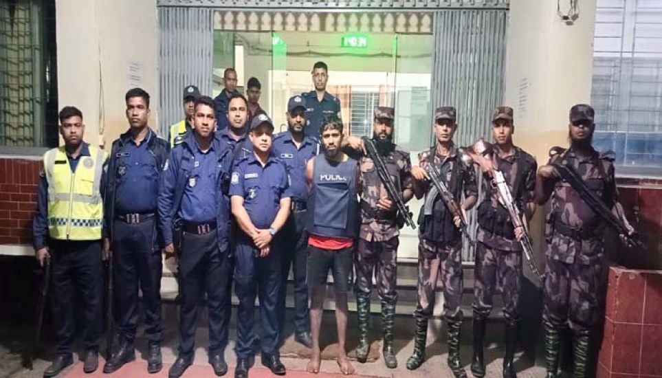 সিলেটের কোম্পানীগঞ্জ থেকে মনির গ্রেপ্তার