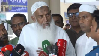 হজযাত্রীদের খেদমত করতে না পারলে, আমাদের উচিত দায়িত্ব ছেড়ে দেওয়া: হজ ক্যাম্পে ধর্মমন্ত্রী