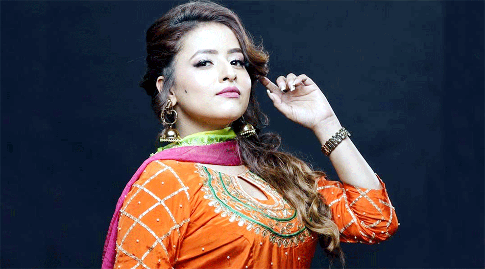 বিয়ের প্রস্তাব প্রত্যাখ্যান করায় গায়িকা খুন