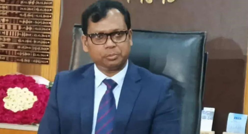 বিদায়বেলায় সাবেক ডিসি সারওয়ার আলমের আবেগঘন স্ট্যাটাস