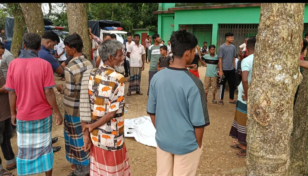 বিয়ানীবাজারে অটোরিক্সা চালকের পা বাধা ঝুলন্ত লাশ উদ্ধার