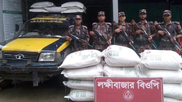 সিলেট সীমান্তে জিরা, চা পাতাসহ কোটি টাকার চোরাই পণ্য জব্দ