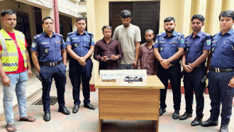মৌলভীবাজারে ইয়াবা ও নগদ ৪ লাখ ৪০ হাজার টাকাসহ গ্রেপ্তার ৩
