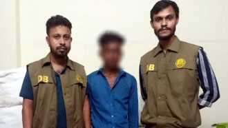 সিলেটে ডিবির জালে কাদির, পিকআপে ছিল যা…