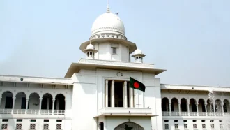 আওয়ামী লীগের কার্যক্রম নিষিদ্ধের প্রজ্ঞাপন স্থগিত চেয়ে করা রিট কার্যতালিকায়