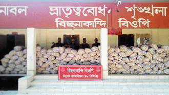 সিলেট সীমান্তে অর্ধকোটি টাকার ভারতীয় পণ্য জব্দ