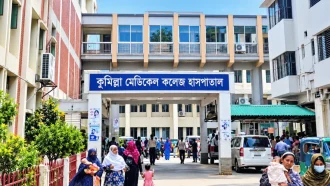 দেবিদ্বারে মা-ভাবি-ভাতিজিকে গলা কেটে হত্যা, যুবক আটক