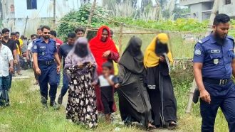 শরীয়তপুরে তিন নারীসহ ইউএনওর গাড়িচালক আটক