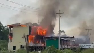 কক্সবাজারে রিসোর্টে আগুন, ৬ পর্যটকের মৃত্যু