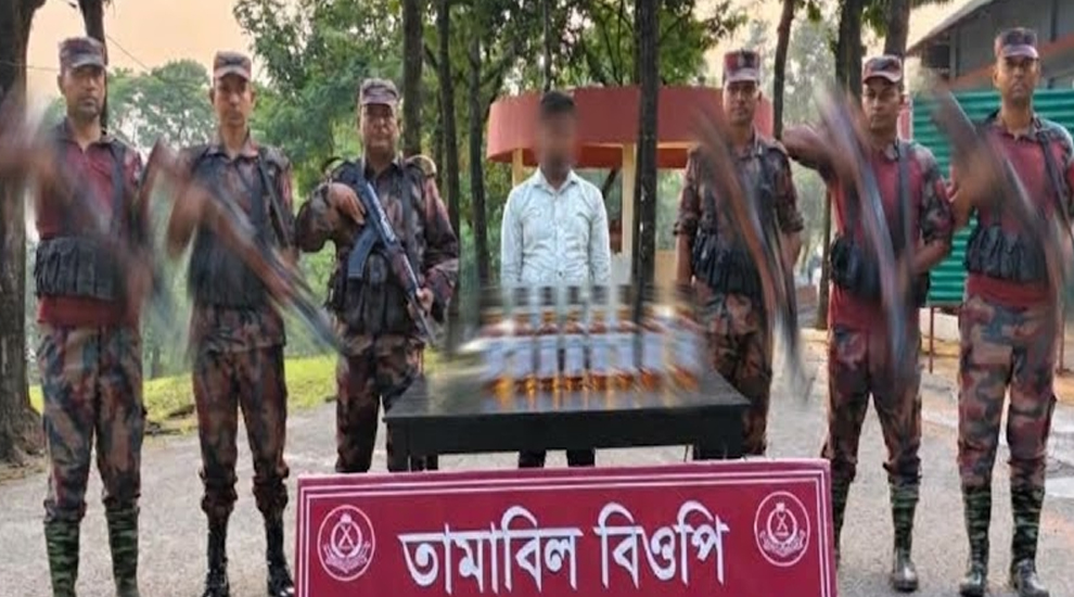 সিলেট সীমান্তে চো রা ই পণ্যসহ কারবারি আ ট ক